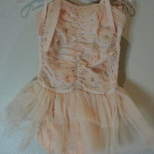 Tutu du Monde Onsie